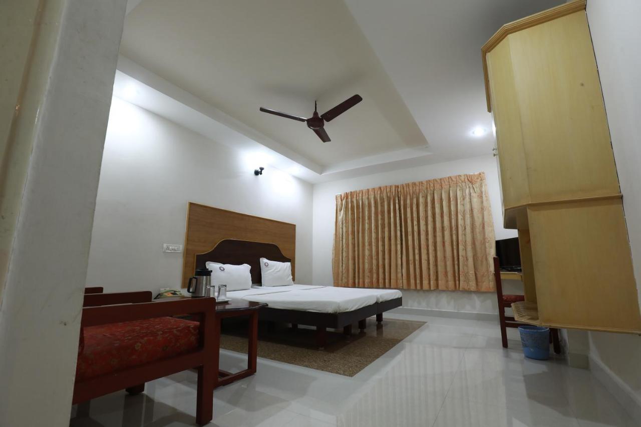 Hotel Mayas Tiruchirappalli Eksteriør bilde